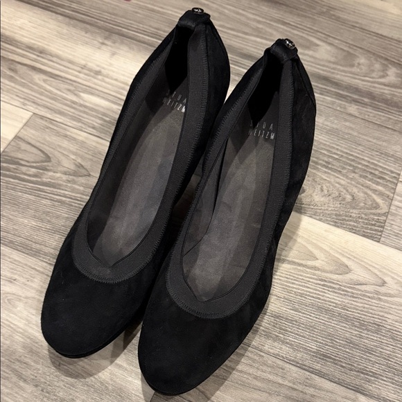Stuart Weitzman Elegant Black Suede Heels size 9 - Picture 6 of 7
